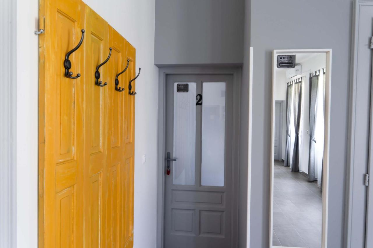 Kunfoglalas Apartmanhaz Kisujszallas Екстериор снимка